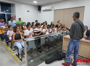Plenrio Flix P. de Almeida Junior | Ferreira Junior/Jeferson
