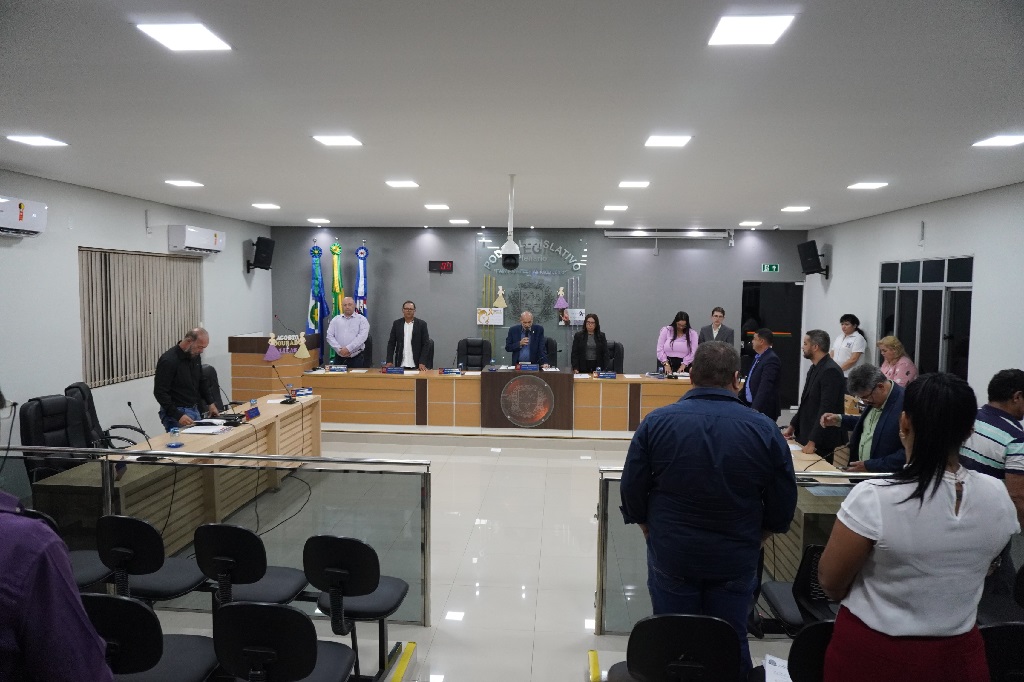 Plenrio Flix P. de Almeida Junior | Ferreira Junior/Jeferson